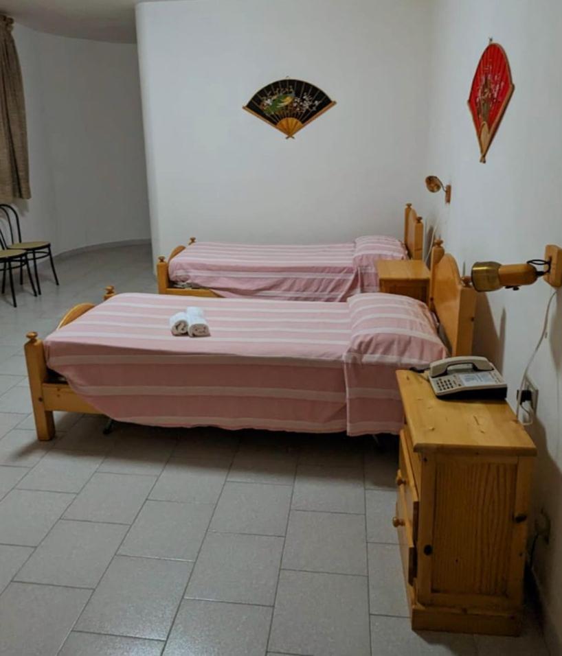 Hotel Panorama บาเดซี ภายนอก รูปภาพ
